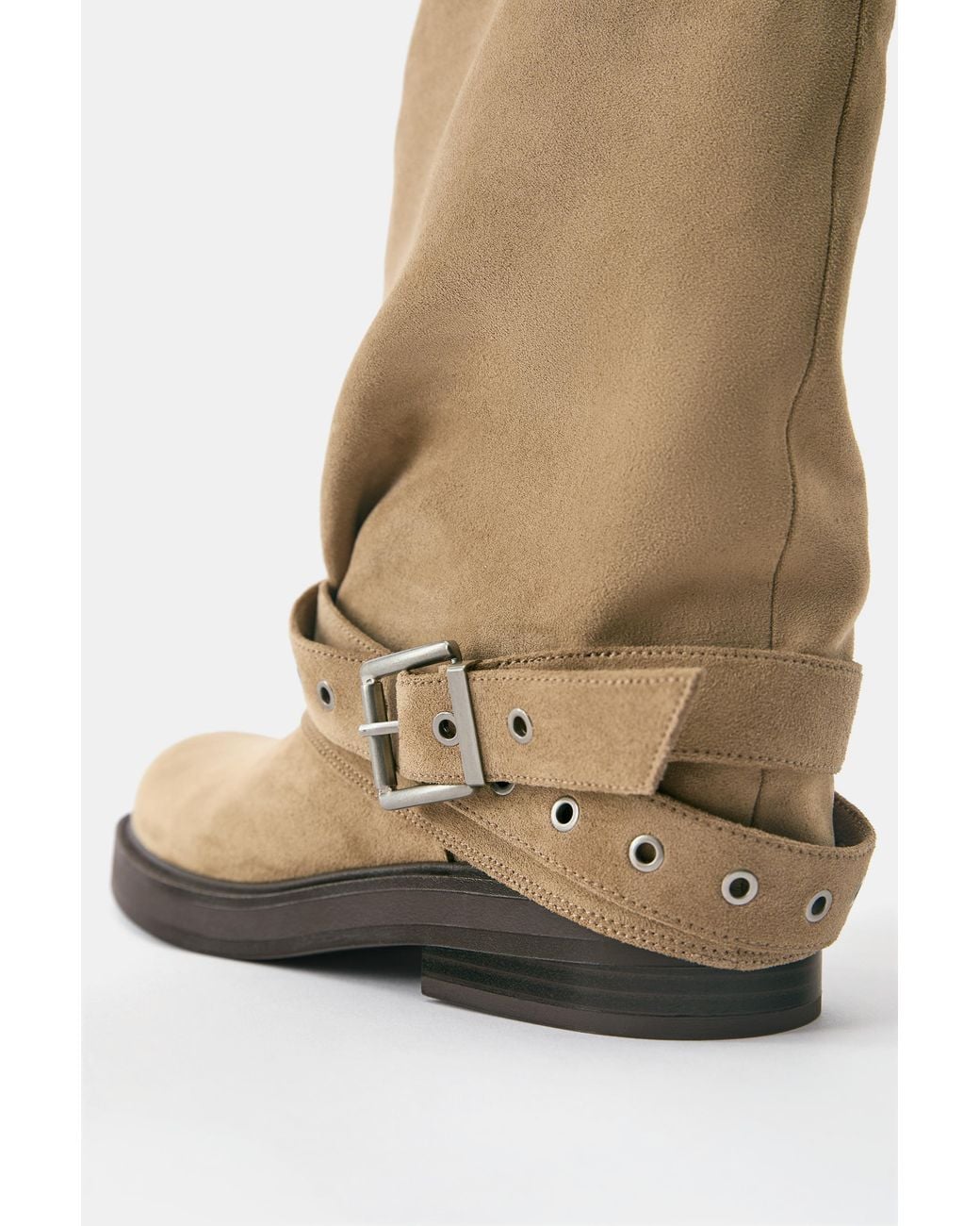 Pull&Bear White Flat Footed Leggings Boots With Buckle