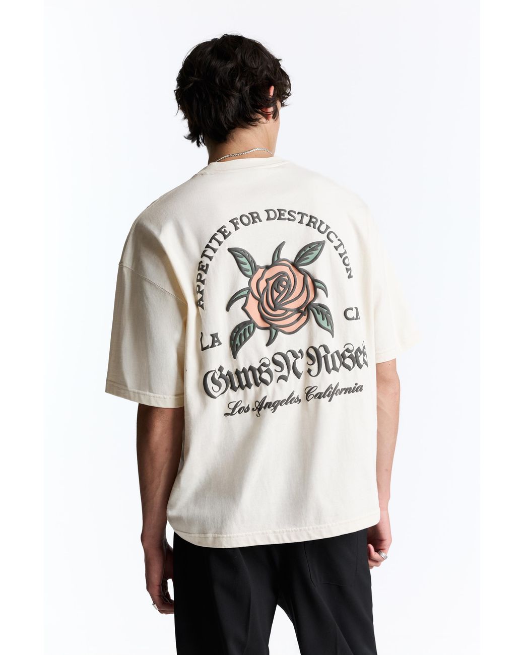 Pull&Bear White Guns N' Roses Relaxed Fit T-Shirt for men