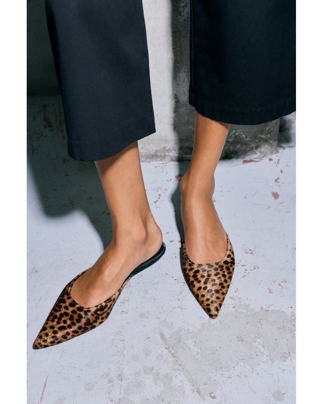 Pull&Bear Black Print Leather Mules