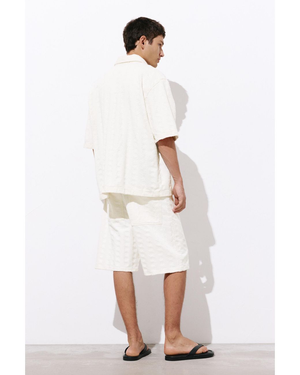 Pull&Bear White Jacquard Denim Bermuda Shorts for men