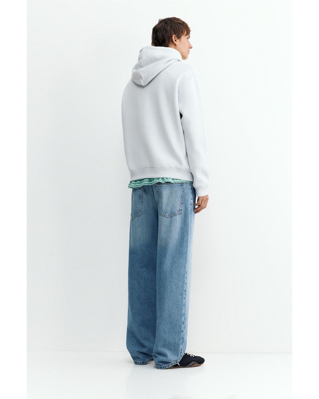 Felpa Basic Con Cappuccio di Pull&Bear in White da Uomo