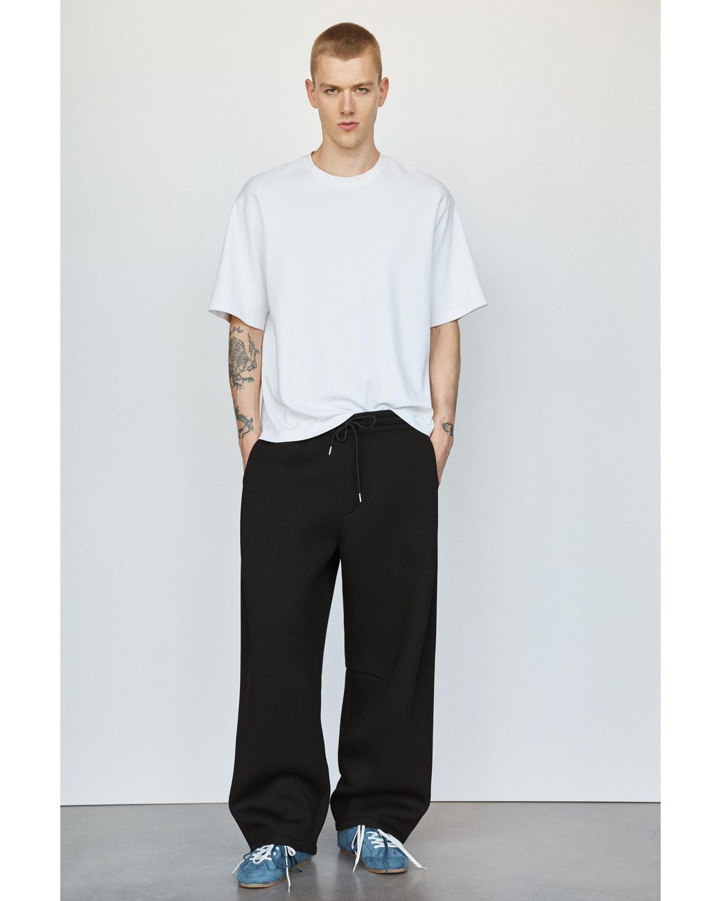 Pull&Bear Black Neoprene-Effect Darted Trousers for men