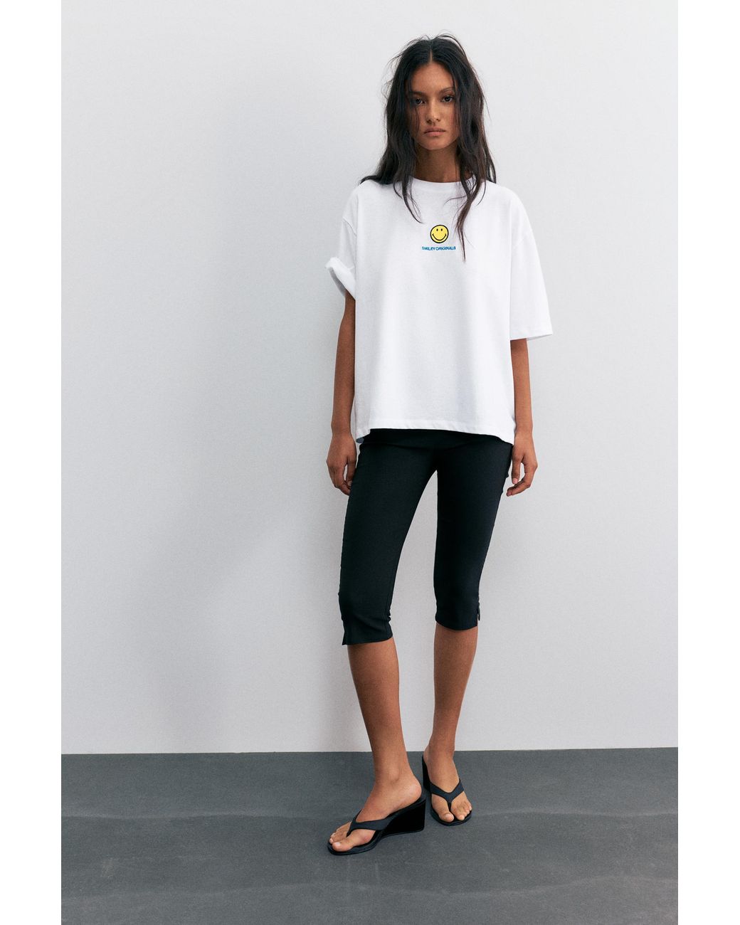 Pull&Bear Gray Smiley Yin Yang T-Shirt