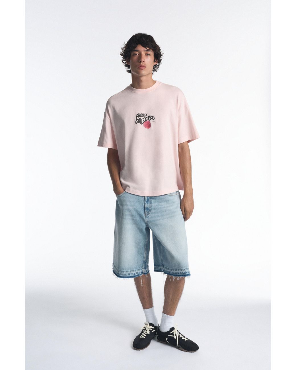 Pull&Bear Pink Stwd Graphic T-Shirt for men