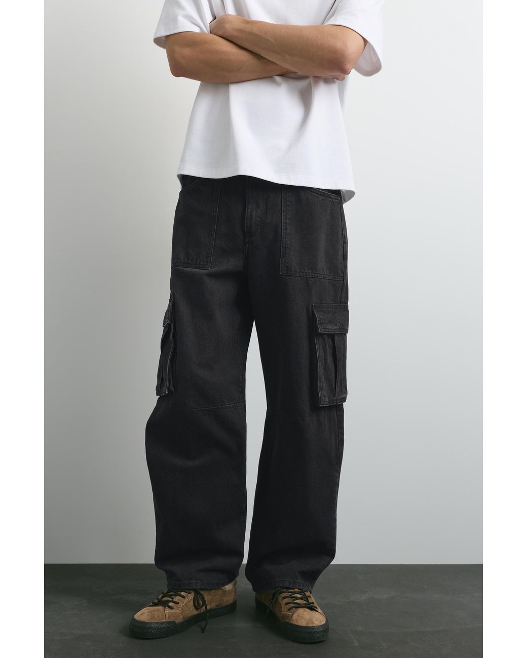 Pull&Bear White Relaxed Cargo Jeans for men