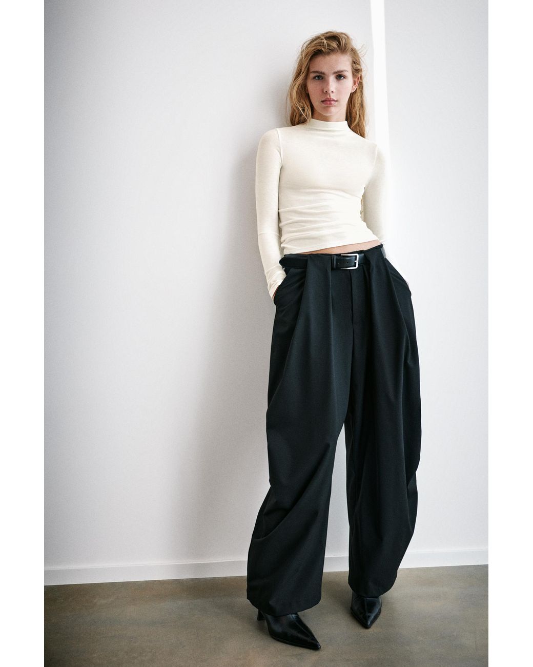 Pull&Bear White Basic Mock Neck T-Shirt