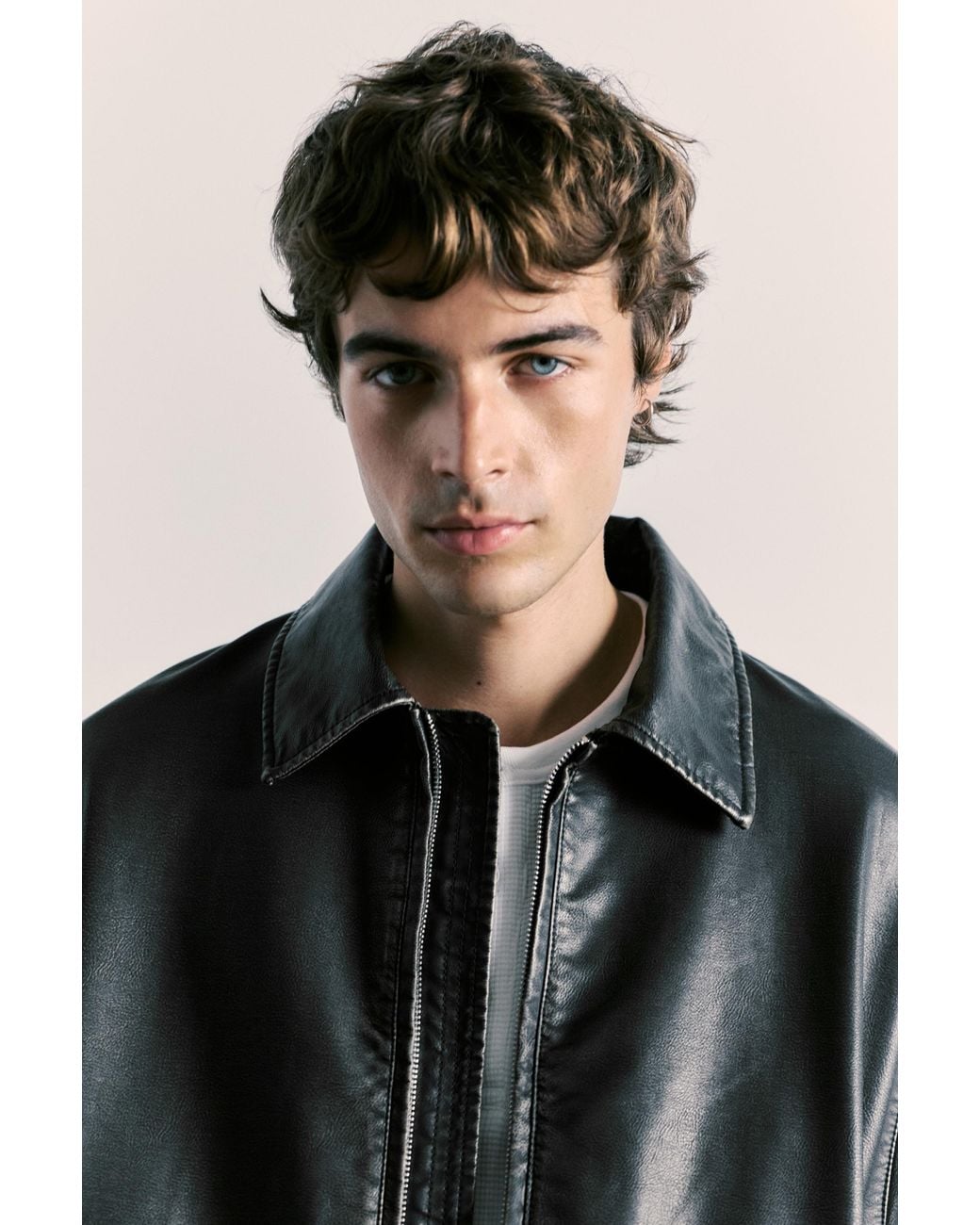 Pull&Bear Black Leather-Effect Balloon Jacket for men