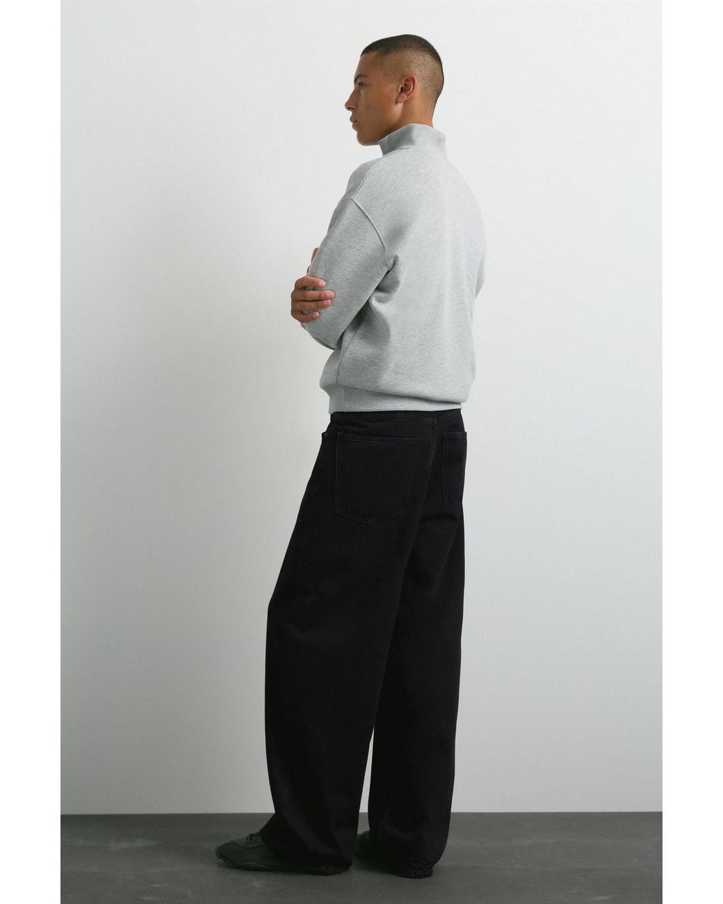 Pull&Bear Gray Relaxed Fit Baggy Jeans for men