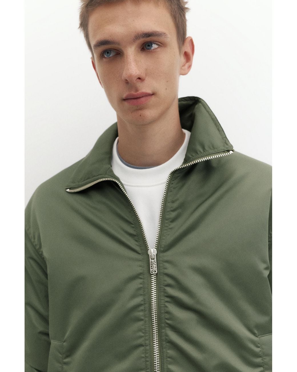Pull&Bear Boxy Bomberjacke in Green für Herren
