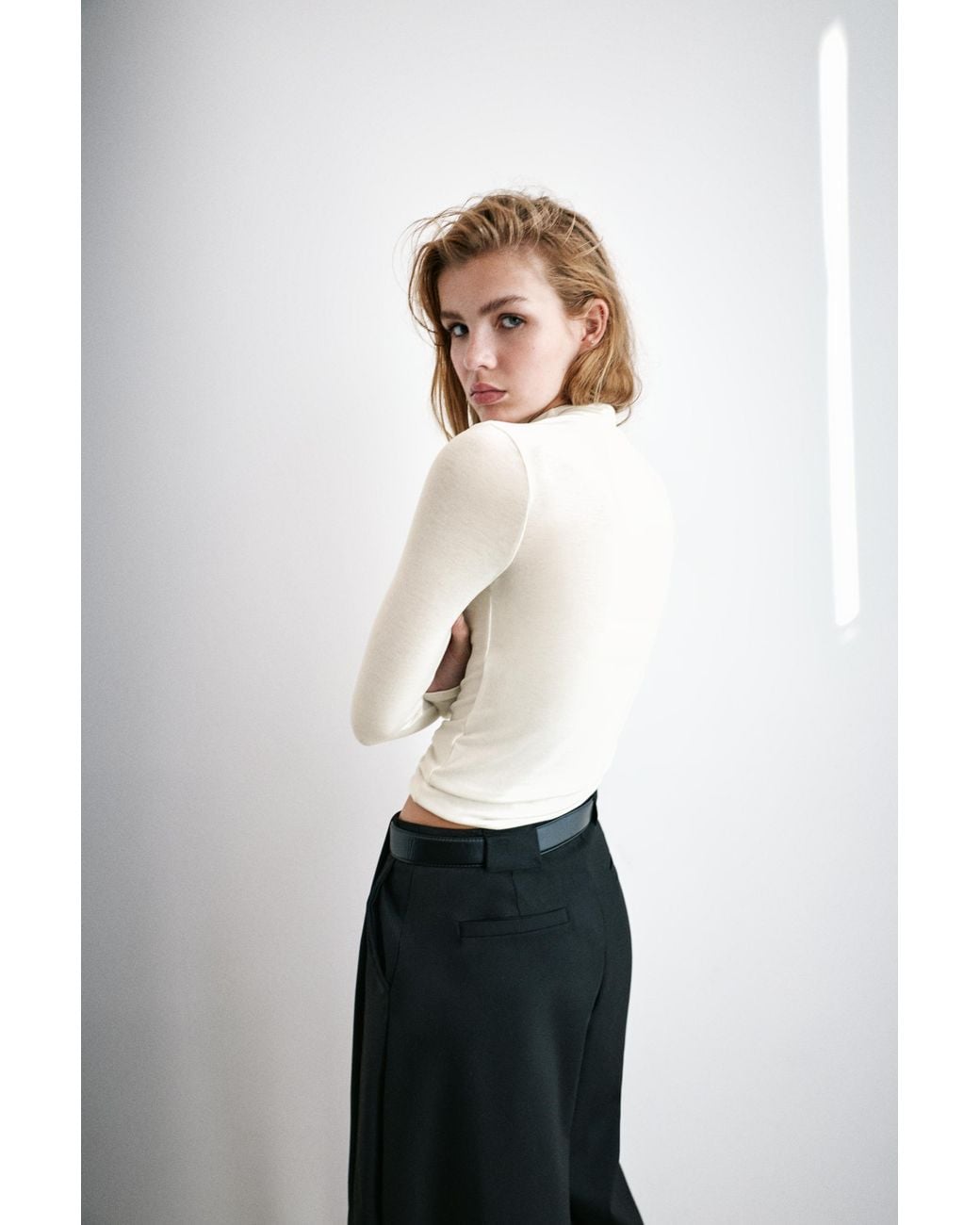 Pull&Bear White Basic Mock Neck T-Shirt