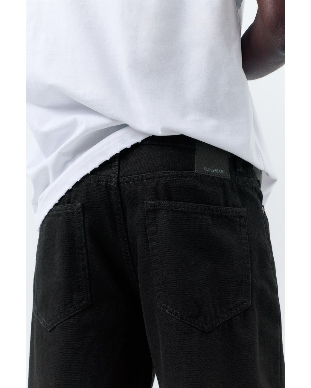 Pull&Bear White Standard Denim Bermuda Shorts for men