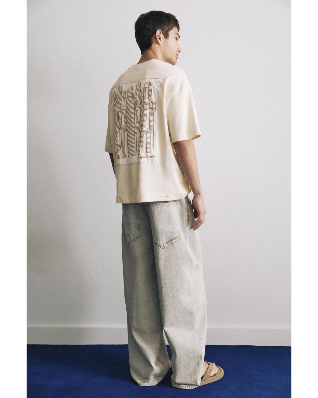 Pull&Bear Natural Short Sleeve Graphic Sweatshirt for men