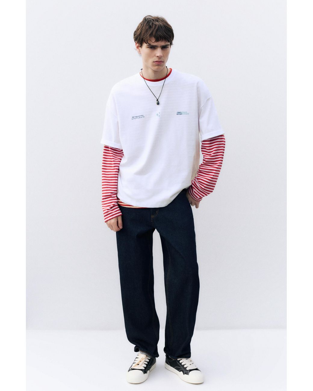 Pull&Bear White Stwd Boxy Graphic T-Shirt for men