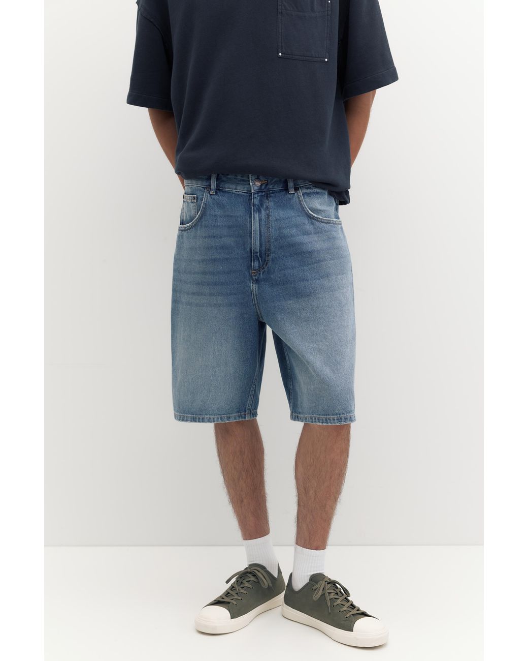 Pull&Bear Blue Baggy Denim Bermuda Shorts for men