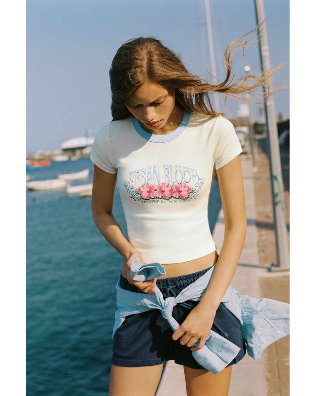 Pull&Bear Multicolor Floral Graphic T-Shirt