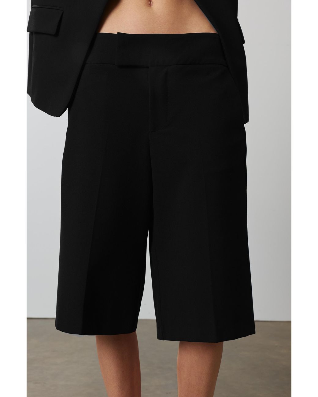 Pull&Bear Black Tailored Bermuda Shorts