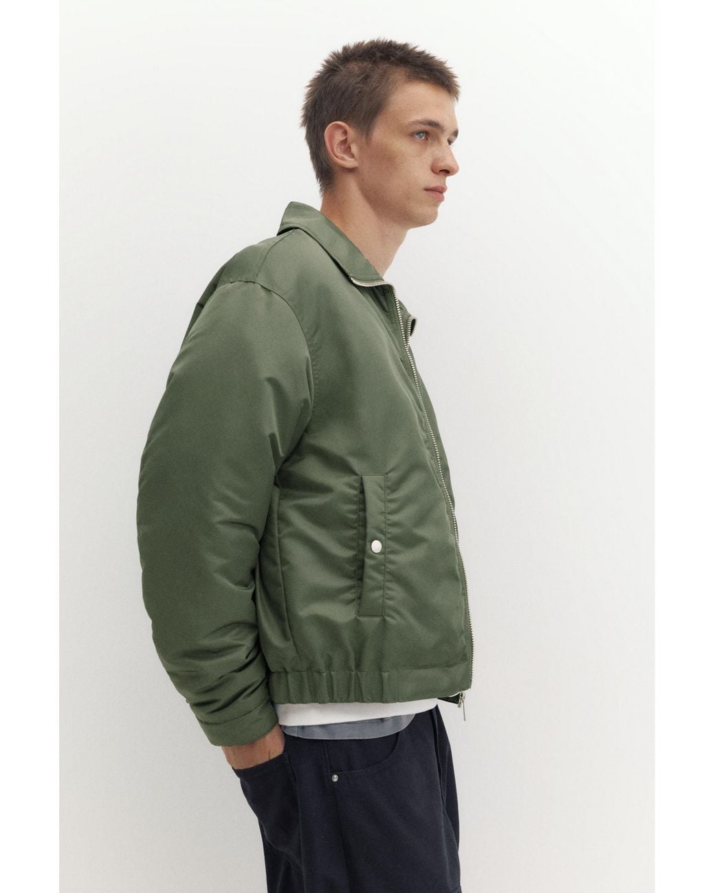 Pull&Bear Boxy Bomberjacke in Green für Herren