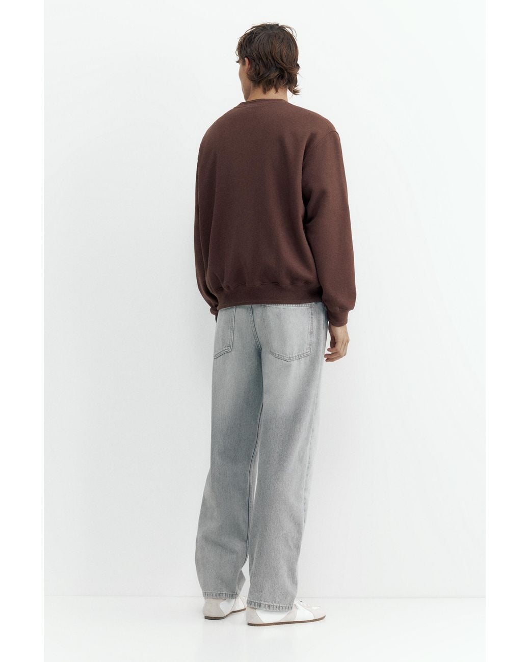 Pull&Bear Brown Relaxed Fit Round Neck Sweatshirt for men
