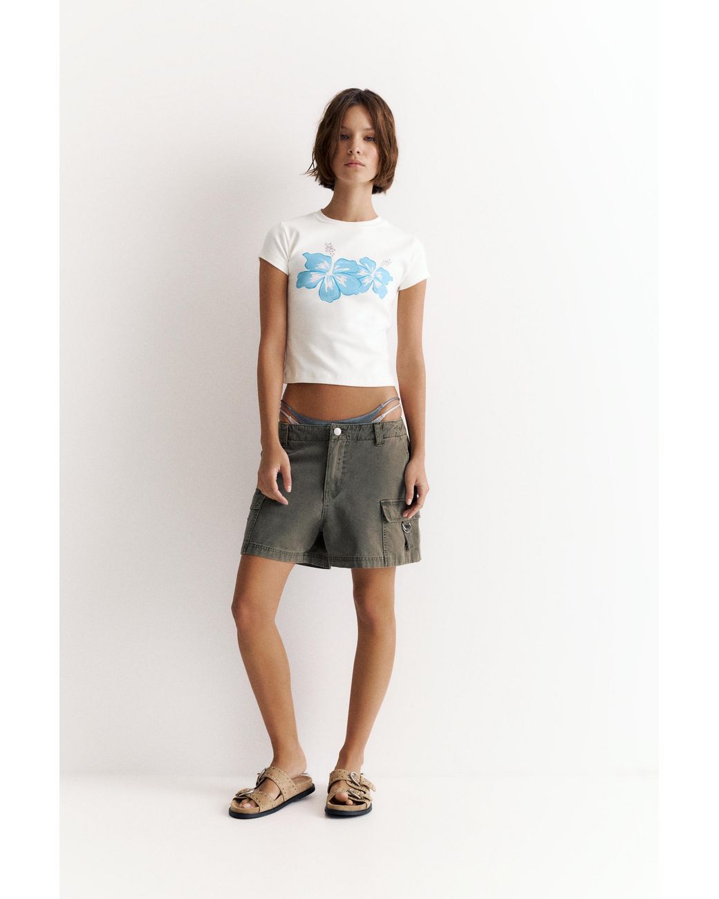 Pull&Bear White Hibiscus Floral T-Shirt