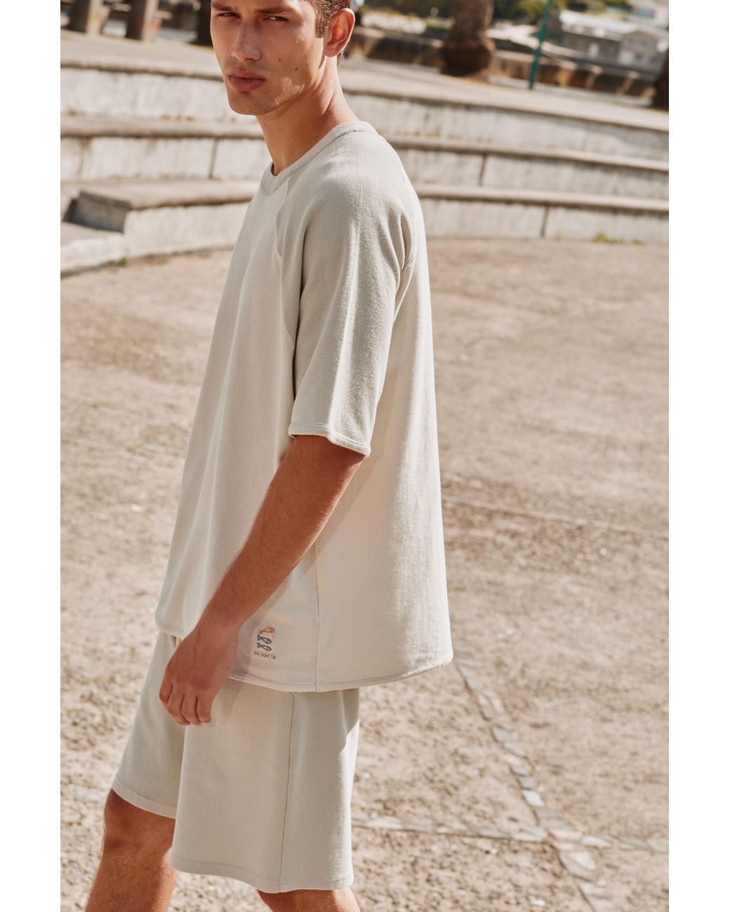 Pull&Bear Natural Short Sleeve Raglan T-Shirt for men