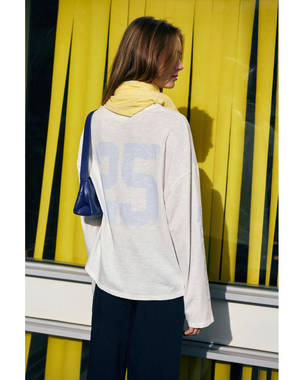 Pull&Bear White Regular Fit Graphic T-Shirt