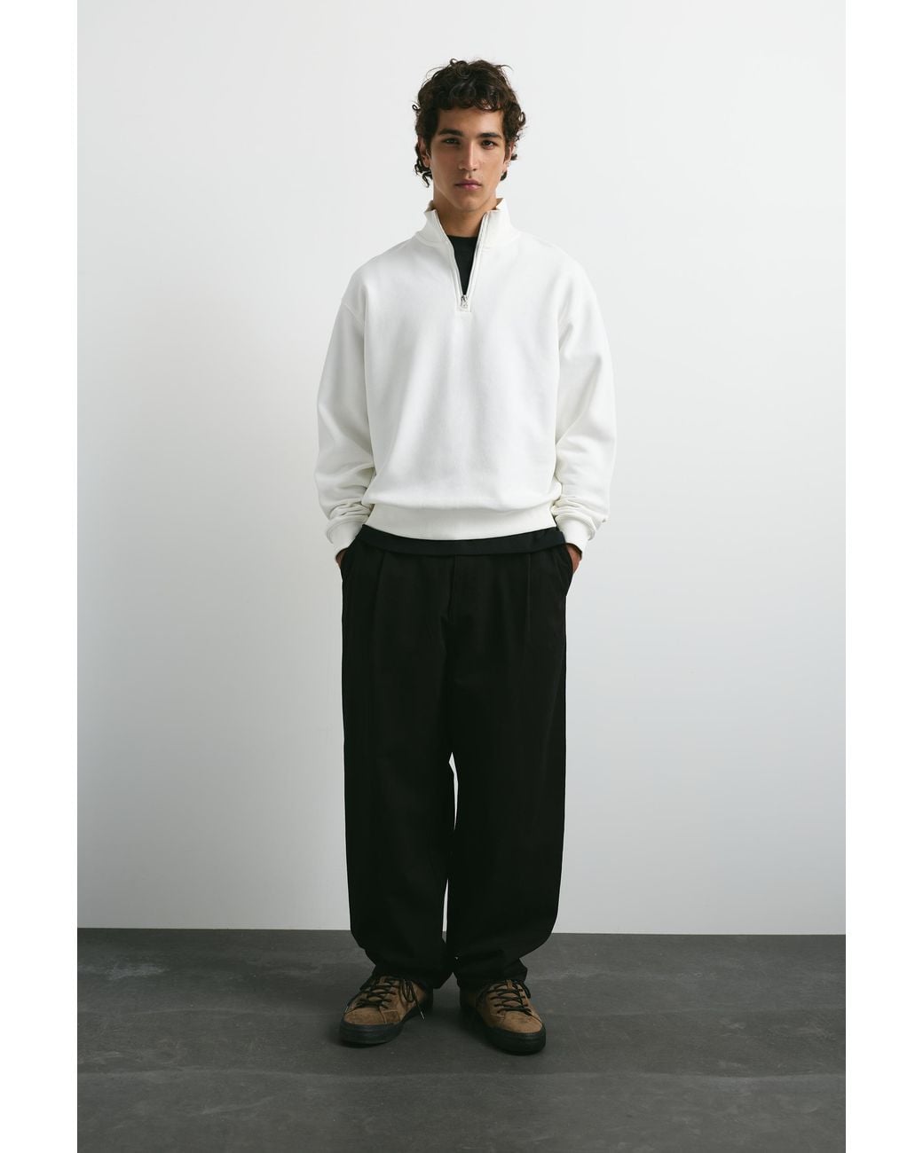 Pull&Bear Black Baggy Darted Chinos for men