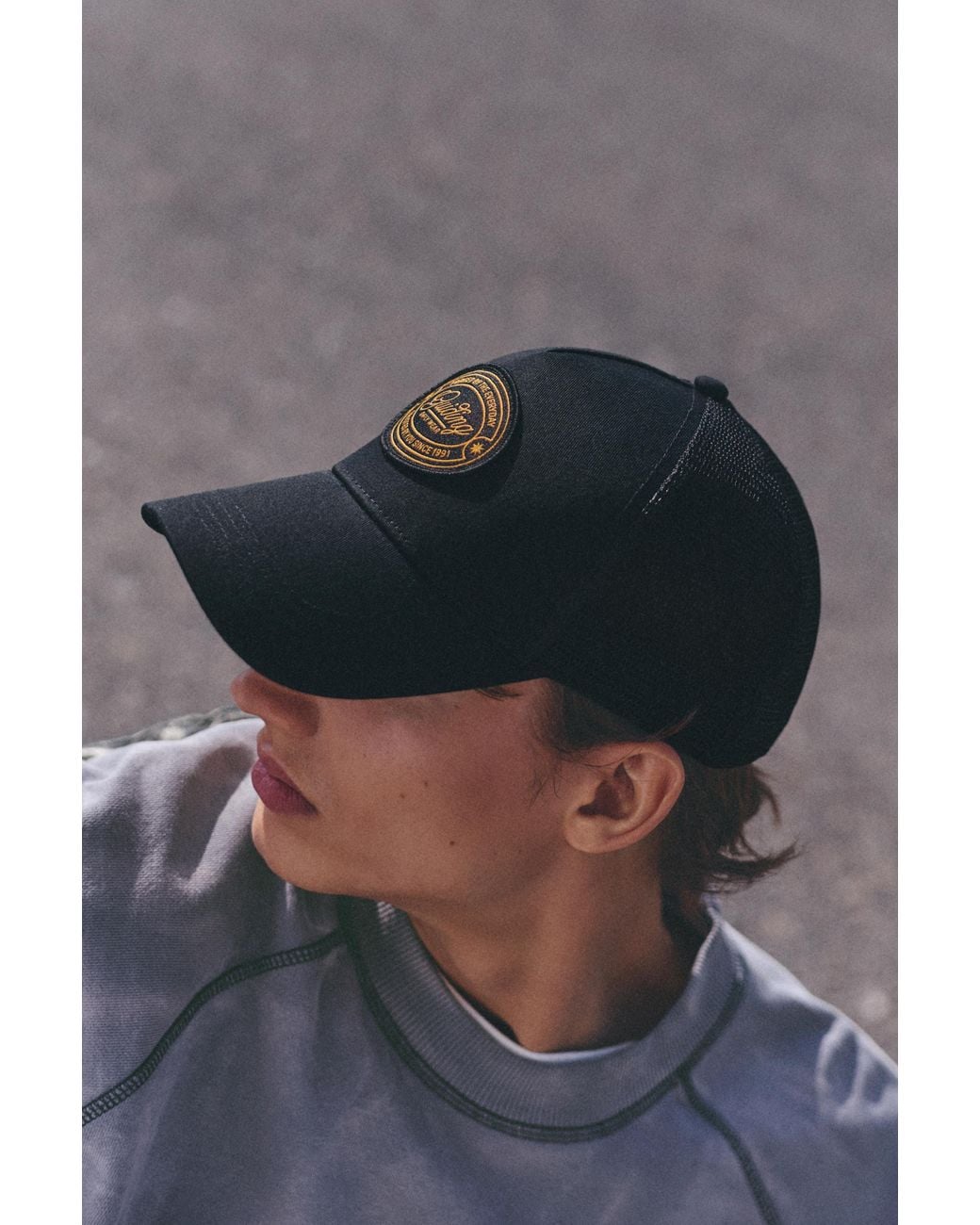 Pull&Bear Blue Embroidered Patch Trucker Cap for men