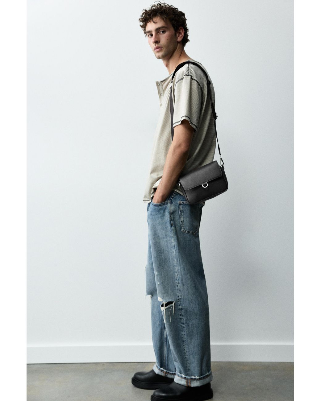 Pull&Bear Black Crossbody Bag With Ring for men