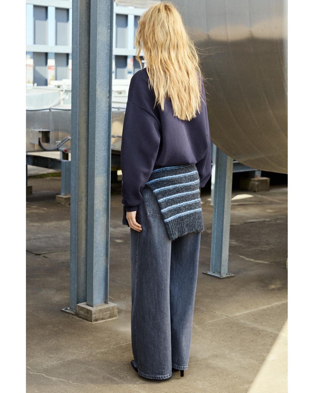 Pull&Bear Blue Bear Graphic Sweatshirt