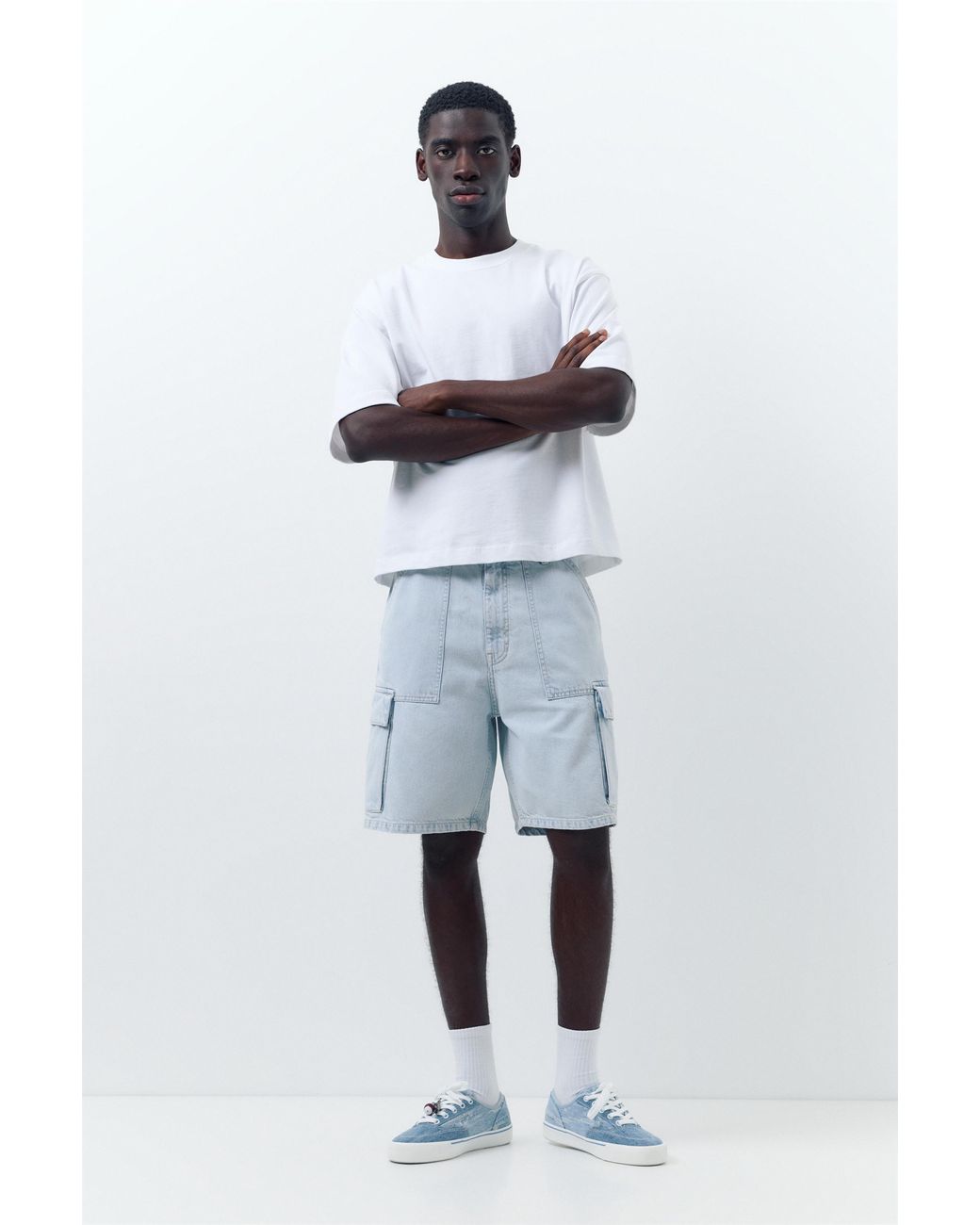 Pull&Bear White Baggy Cargo Bermuda Shorts for men