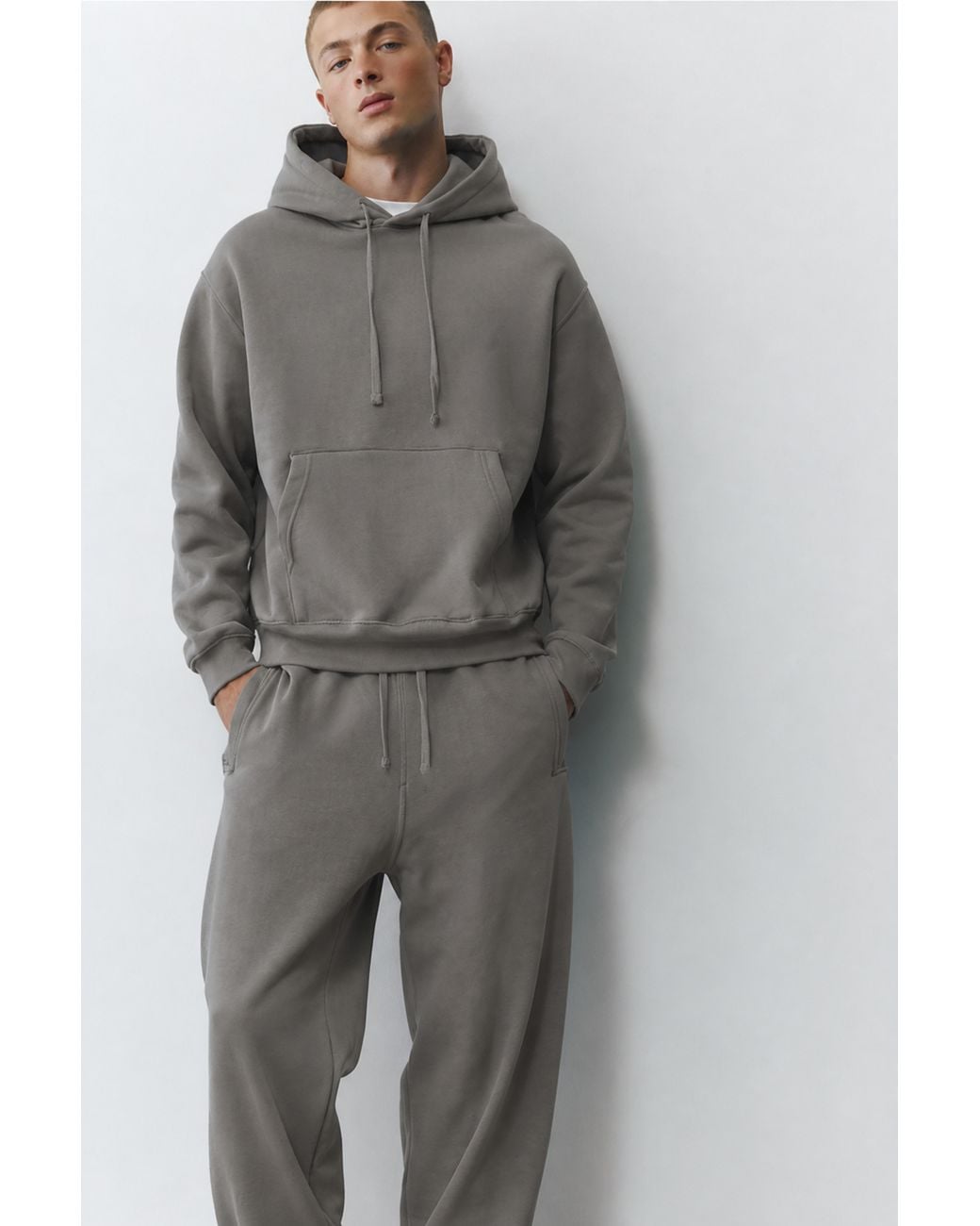 Pull&Bear Gray Pack Of Jogging Trousers And Sweatshirt for men