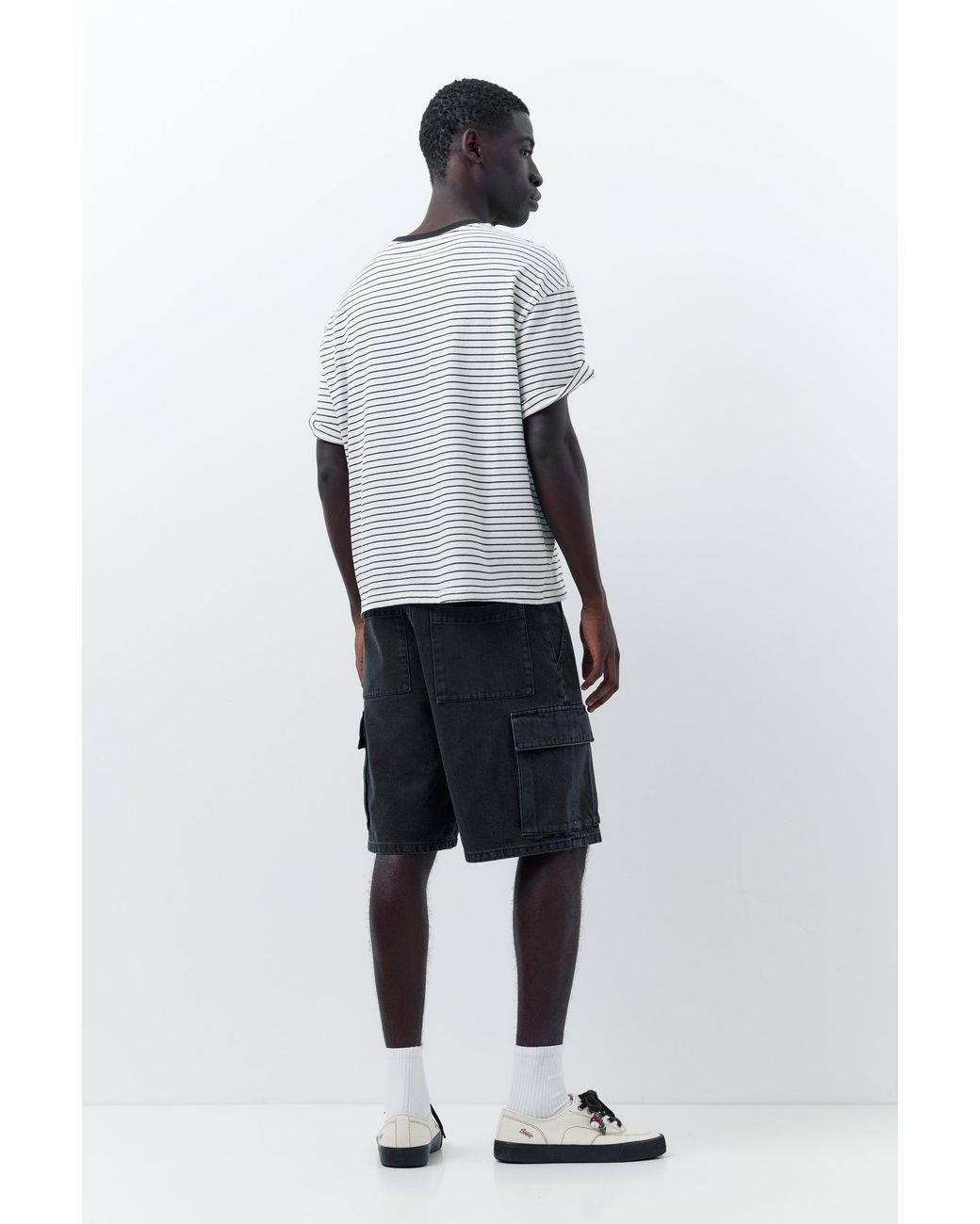 Pull&Bear Gray Baggy Cargo Bermuda Shorts for men