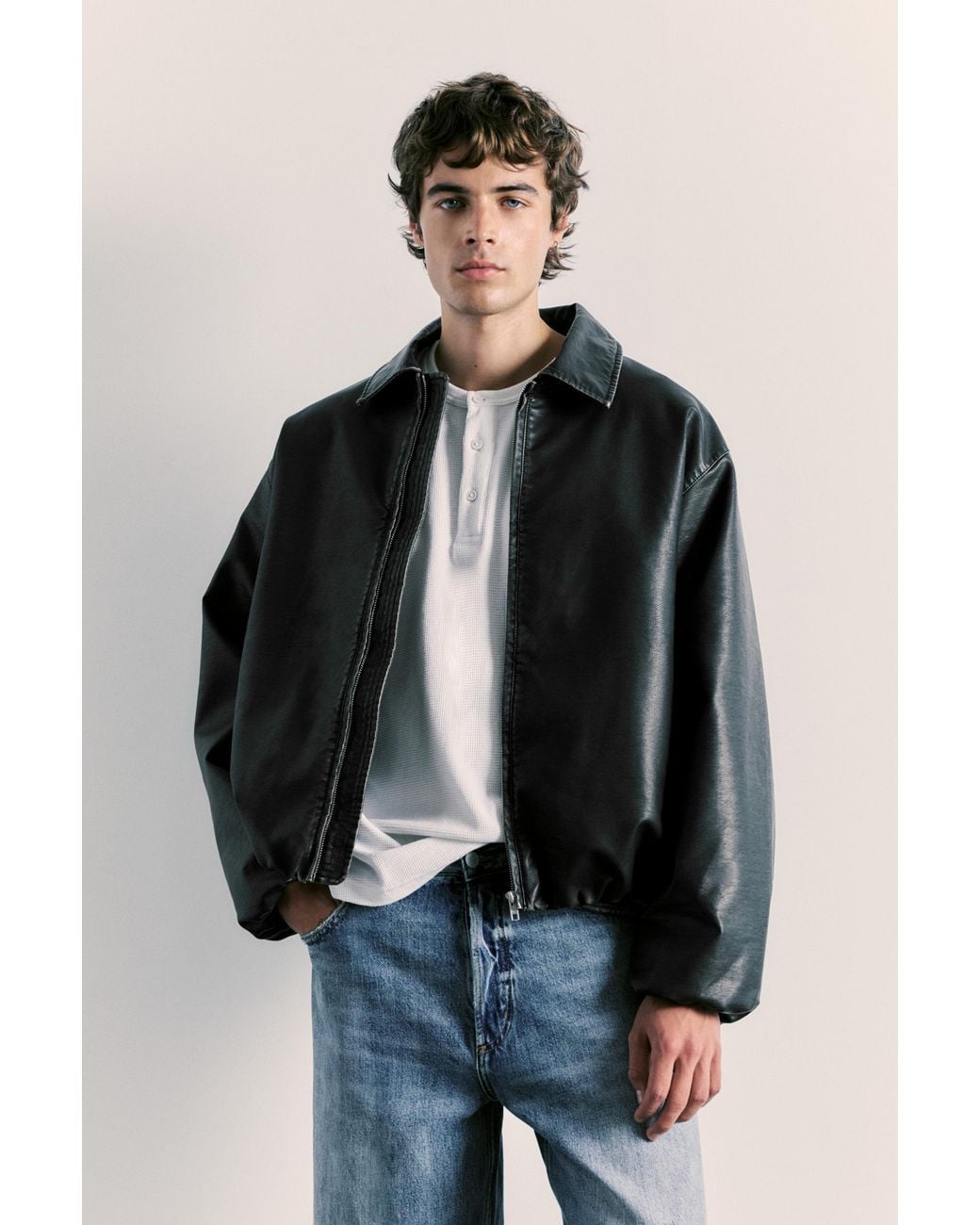 Pull&Bear Black Leather-Effect Balloon Jacket for men