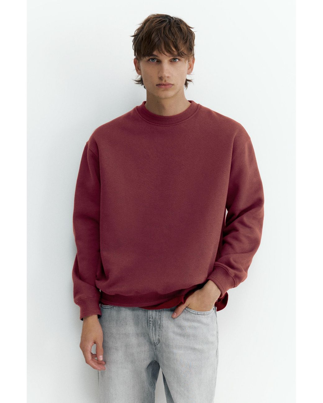 Pull&Bear Red Relaxed Fit Round Neck Sweatshirt for men