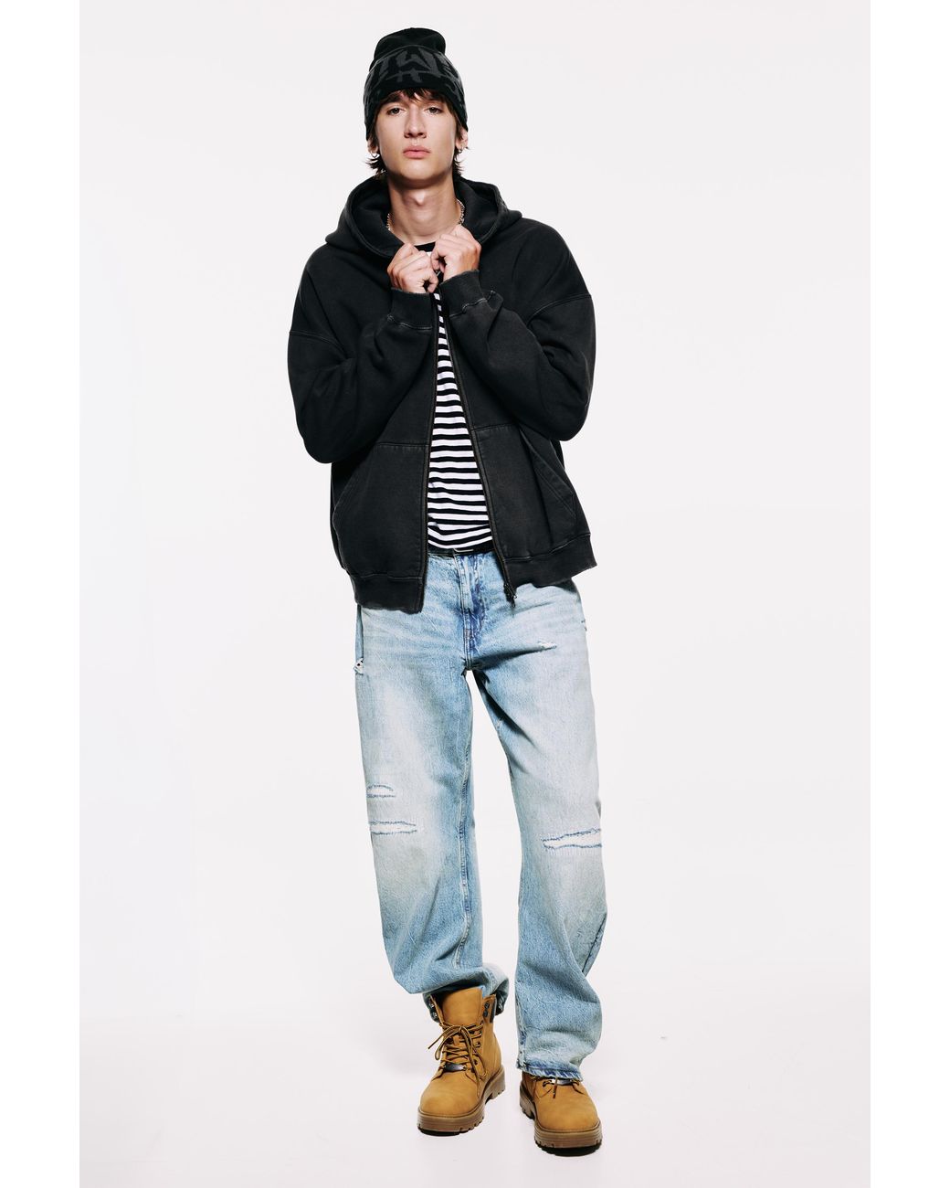 Pull&Bear Black Stwd Zip-Up Sweatshirt With Hood for men