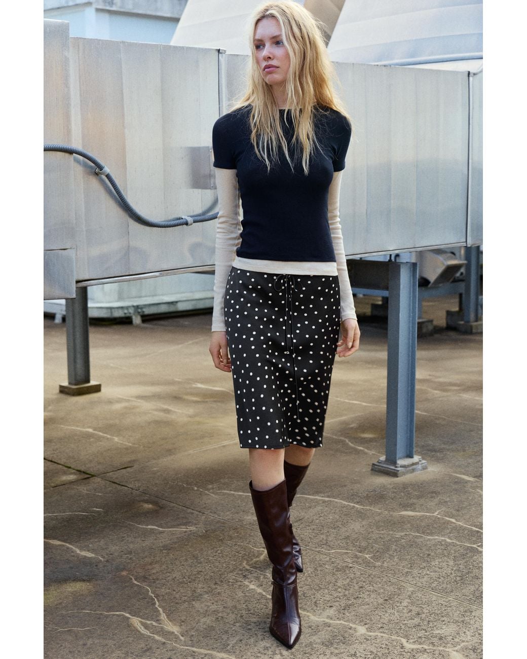 Pull&Bear Blue Polka Dot Satin Midi Skirt
