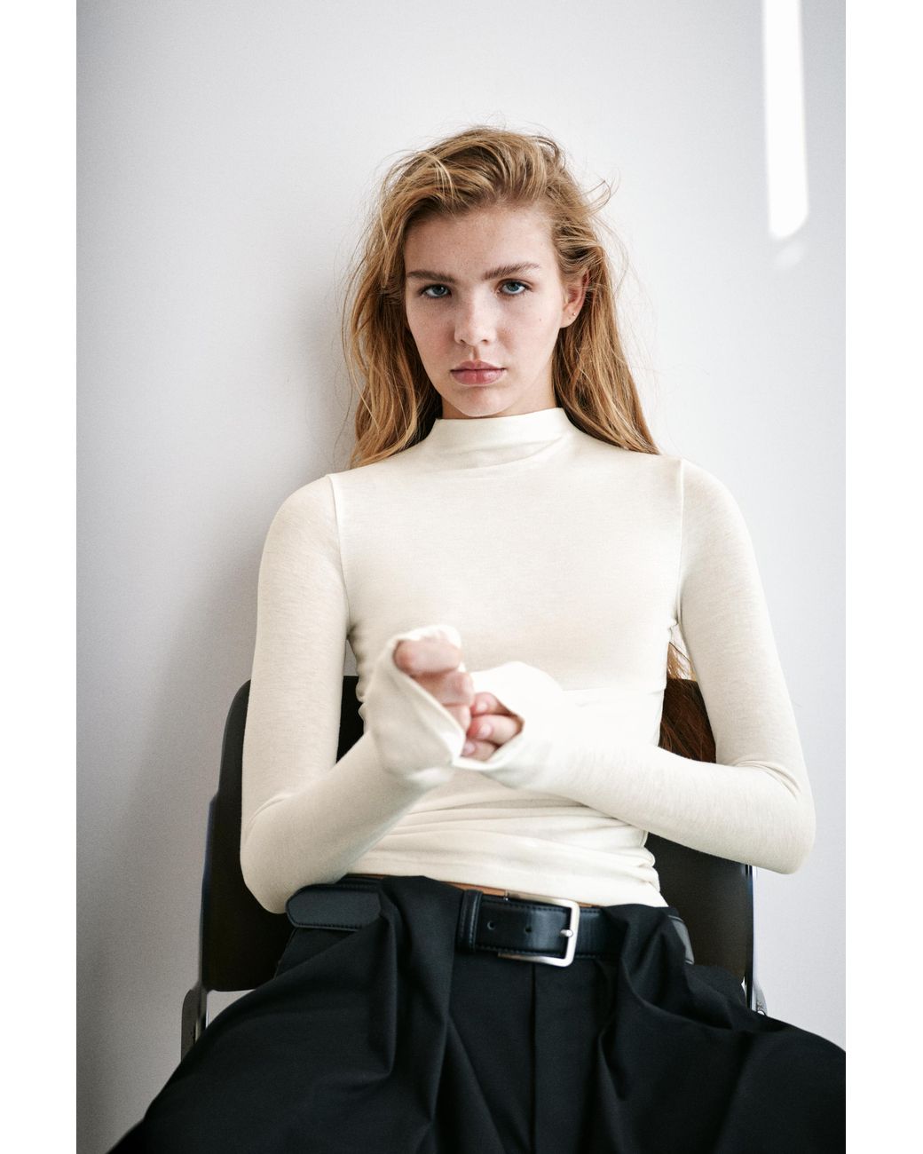 Pull&Bear White Basic Mock Neck T-Shirt