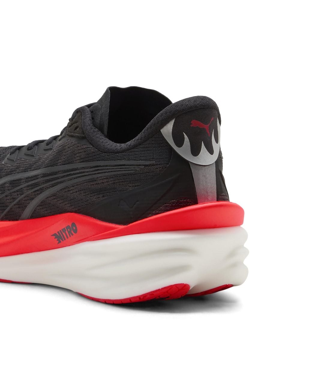 PUMA Red Deviate Nitro 4 Road Running Shoes for men