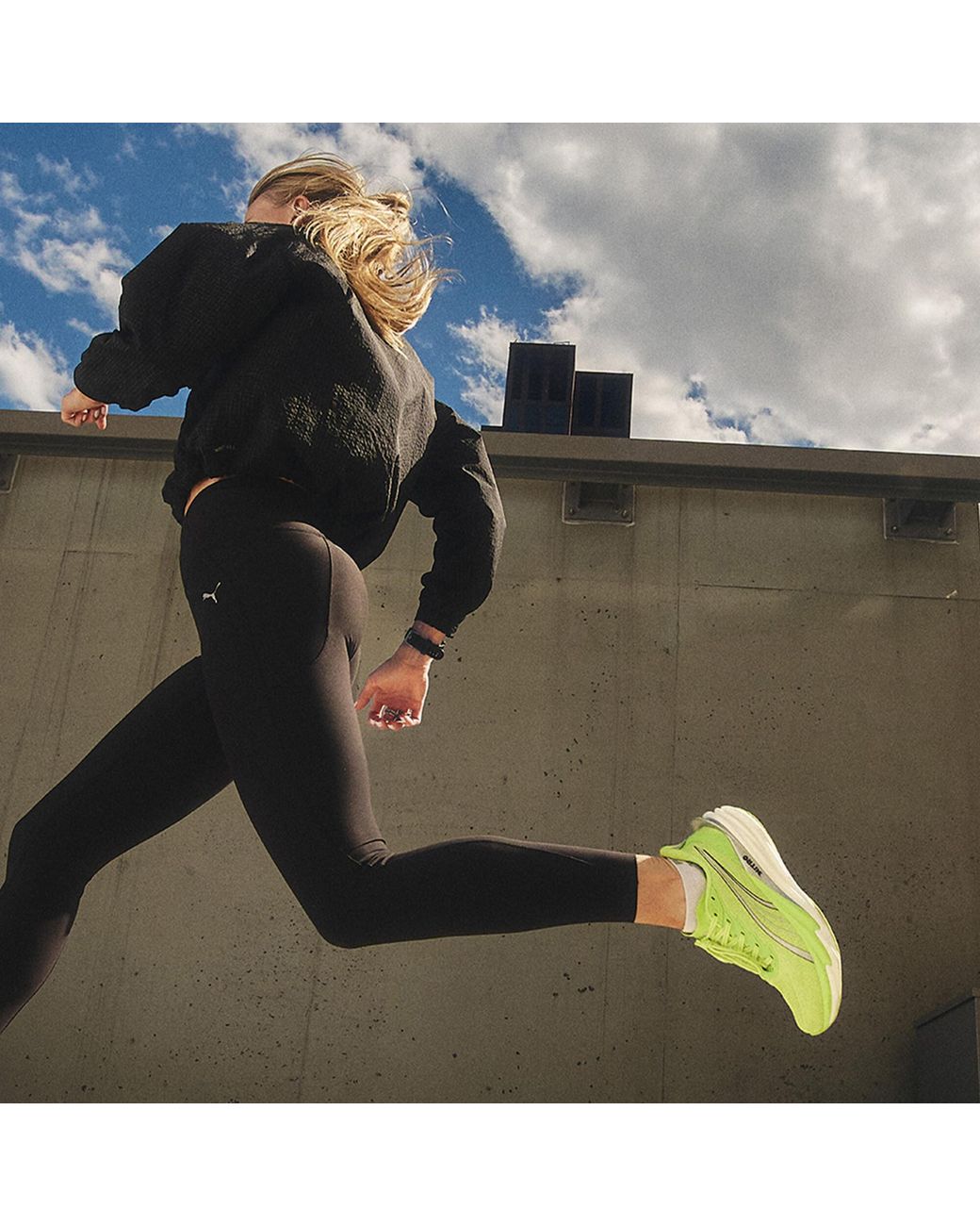 PUMA Green Deviate Nitro 4 Road Running Shoes