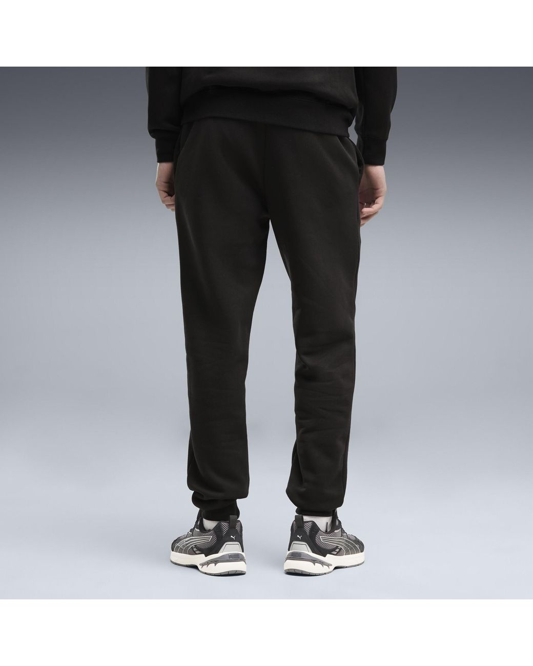PUMA Black Essentials No. 1 Logo Sweatpants for men