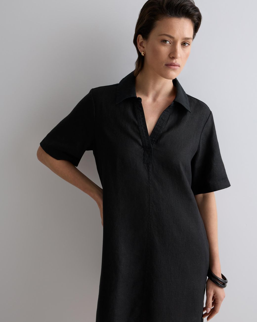 Quince 100% European Linen Popover Mini Dress in Black | Lyst