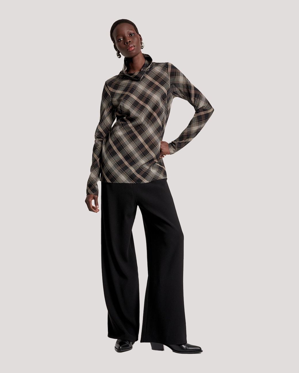 Racil Gray Foundation Top