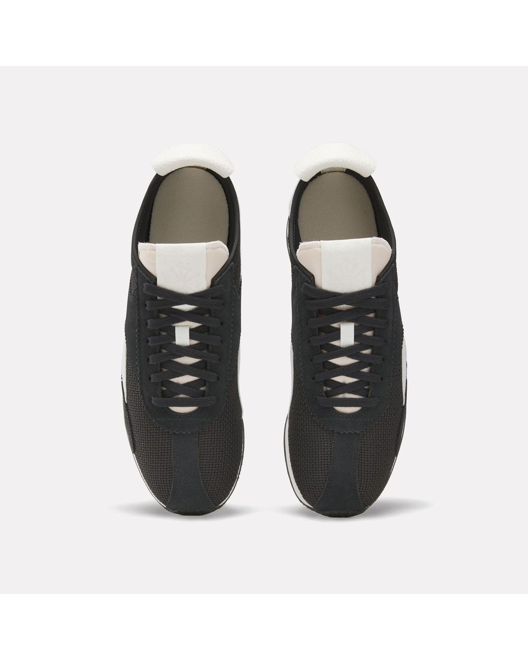 Reebok Black R400 Trainers