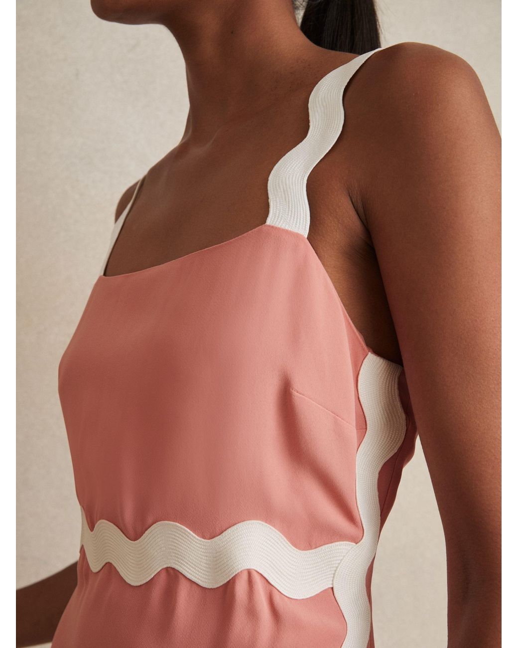 Reiss Natural Wave Trim Crepe Midi Dress