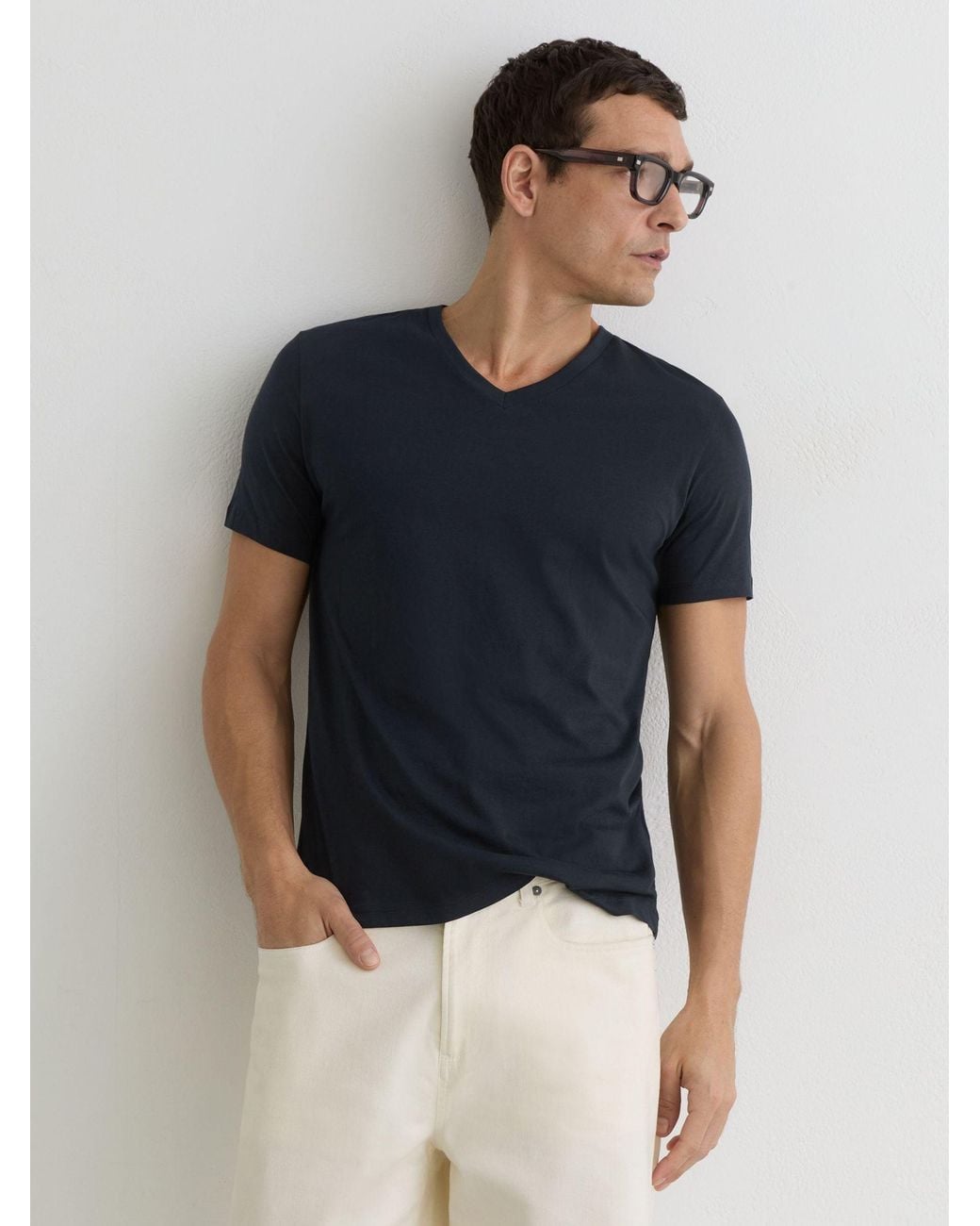 Reiss White Cotton V-Neck Tailored-Fit T-Shirt for men