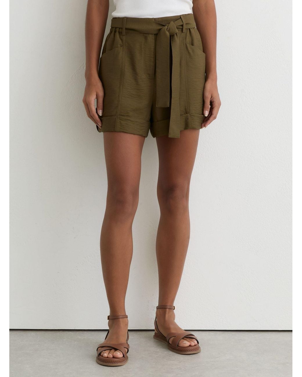 Reiss Natural Belted Button-Tab Short