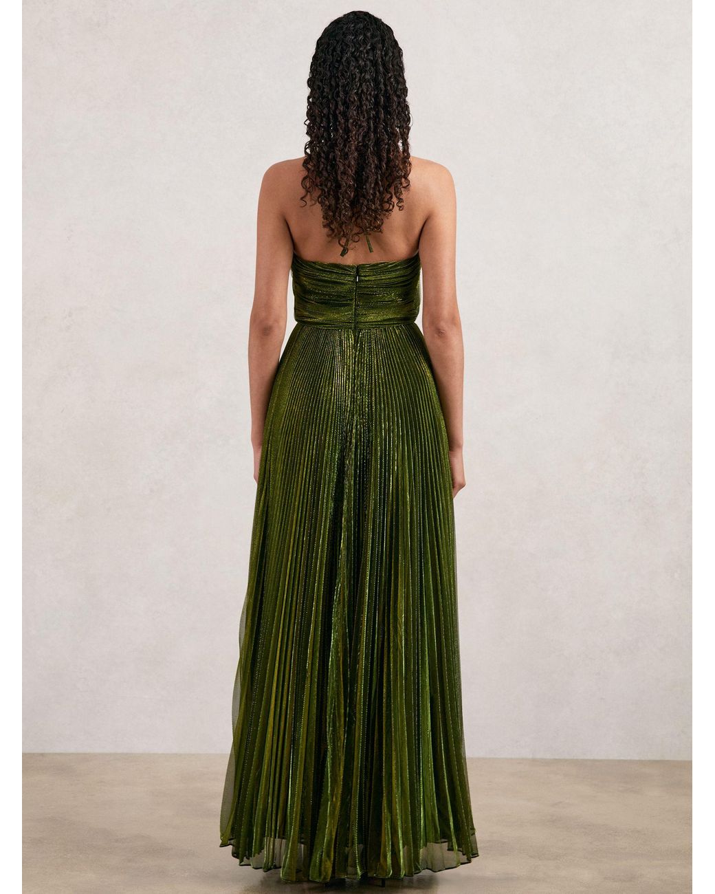 Halston Pleated Metallic Maxi Dress in Green | Lyst