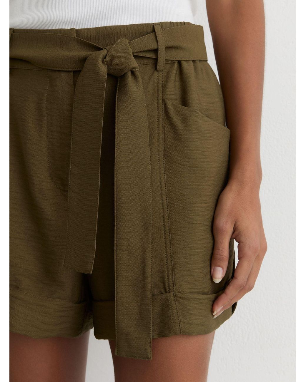 Reiss Natural Belted Button-Tab Short