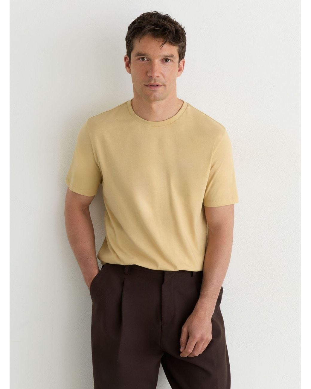 Reiss Natural Cotton Crew-Neck Tailored-Fit T-Shirt for men