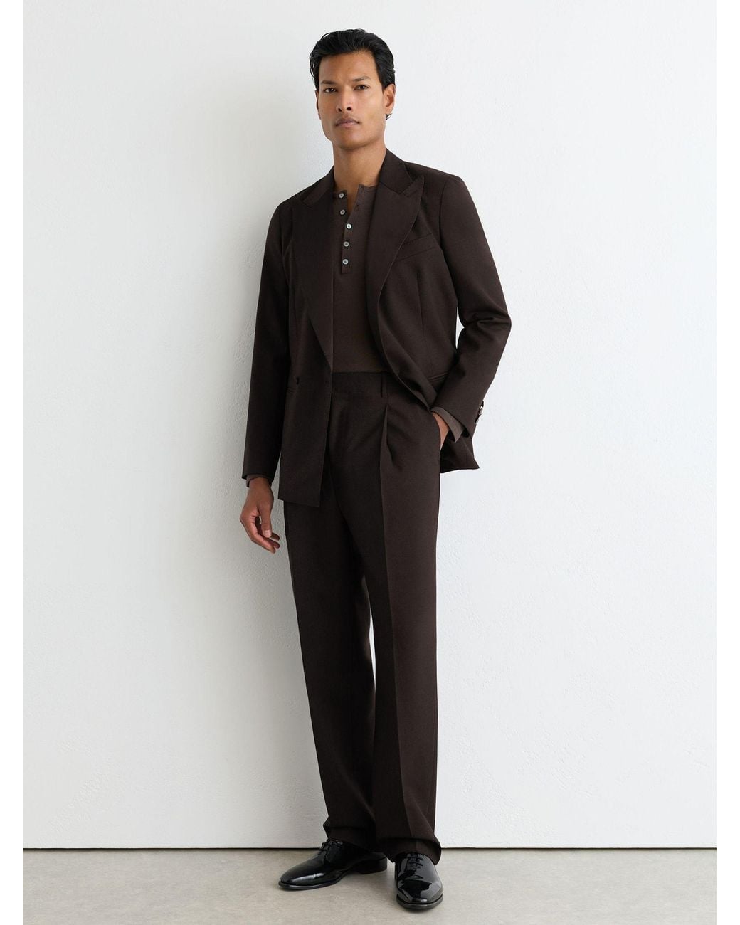 Reiss Black Tommy - Brown Relaxed Fit Wool Pleated Suit Trousers, 34 for men